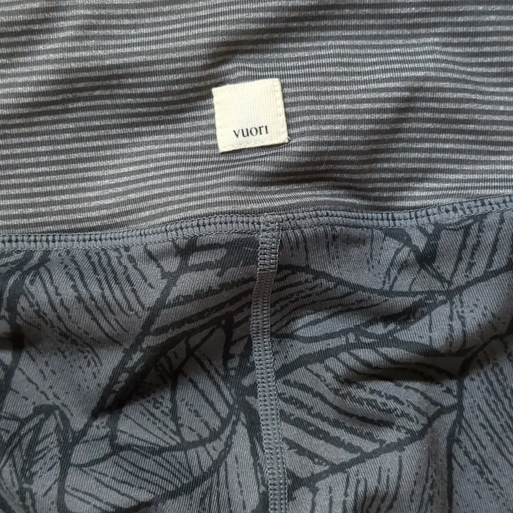 Vuori Leggings - Picture 4 of 6